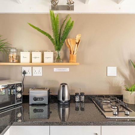 מלון קניסנה Woodlands Self Catering מראה חיצוני תמונה